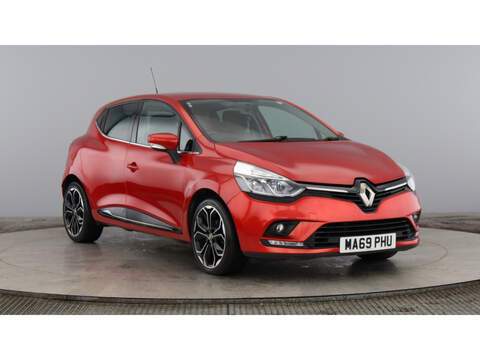 Renault Clio 2.2 SKYACTIV-D Sport Nav+ SUV 5dr Diesel Manual 4WD Euro 6 (s/s) (184 ps)