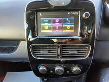Renault Clio TCe Iconic - U8336