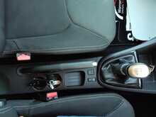 Renault Clio TCe Iconic - U8336