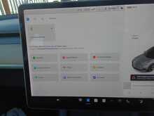 Tesla Model 3 Standard Range Plus - U8337