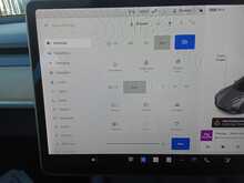 Tesla Model 3 Standard Range Plus - U8337