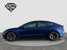 Tesla Model 3 Standard Range Plus - U8339