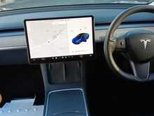 Tesla Model 3 Standard Range Plus - U8339