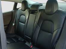 Tesla Model 3 Standard Range Plus - U8339