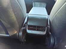 Tesla Model 3 Standard Range Plus - U8339