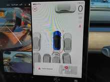 Tesla Model 3 Standard Range Plus - U8339