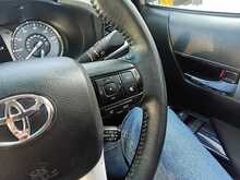 Toyota Hilux D-4D Icon - U8346