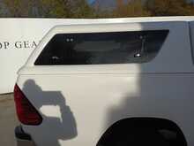 Toyota Hilux D-4D Icon - U8346