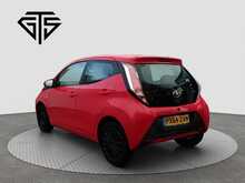 Toyota AYGO VVT-i x-play - U8353