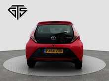 Toyota AYGO VVT-i x-play - U8353