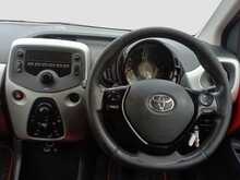 Toyota AYGO VVT-i x-play - U8353