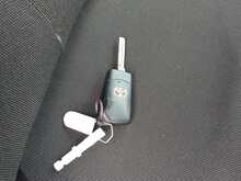 Toyota AYGO VVT-i x-play - U8353