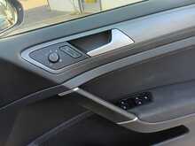 Volkswagen Golf TSI EVO SE Nav - U8358