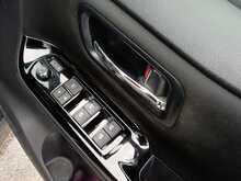 Toyota Voxy Hybrid ZS Kirameki2 - U8362