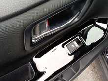 Toyota Voxy Hybrid ZS Kirameki2 - U8362