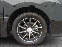 Toyota Voxy Hybrid ZS Kirameki2 - U8362