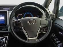 Toyota Voxy Hybrid ZS Kirameki2 - U8363