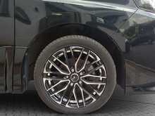 Toyota Voxy Hybrid ZS Kirameki2 - U8363