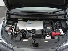 Toyota Prius S Safetyplus 2 - U8365