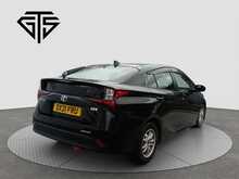 Toyota Prius S Safetyplus 2 - U8365