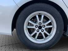 Toyota Prius E - U8366