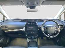 Toyota Prius S - U8368