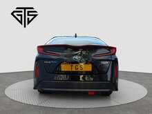 Toyota PRIUS PHV A - U8369