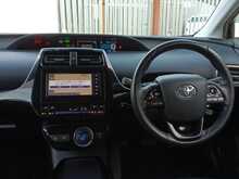 Toyota PRIUS PHV A - U8369