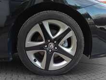 Toyota PRIUS PHV A - U8369