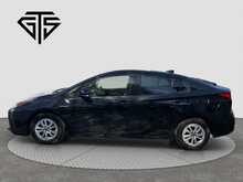 Toyota Prius S - U8371