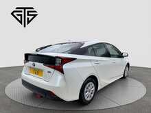 Toyota Prius S - U8373