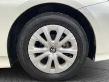 Toyota Prius S - U8373