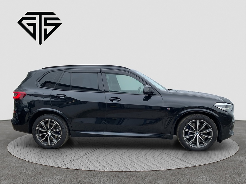 BMW X5 xDrive35d M-Sports - U8374