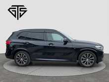 BMW X5 xDrive35d M-Sports - U8374