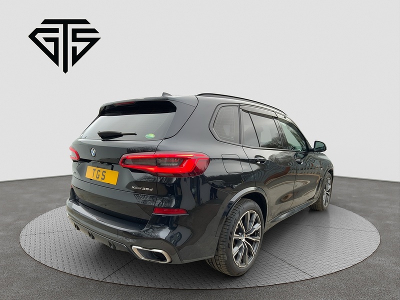 BMW X5 xDrive35d M-Sports - U8374