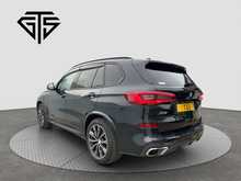 BMW X5 xDrive35d M-Sports - U8374