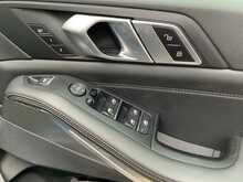 BMW X5 xDrive35d M-Sports - U8374