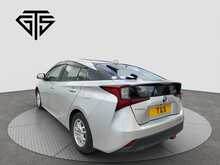 Toyota Prius S - U8375