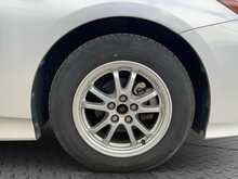 Toyota Prius S - U8375