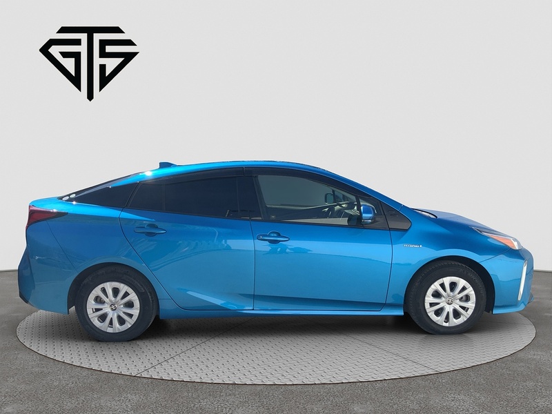 Toyota Prius S Touring-Selection - U8377