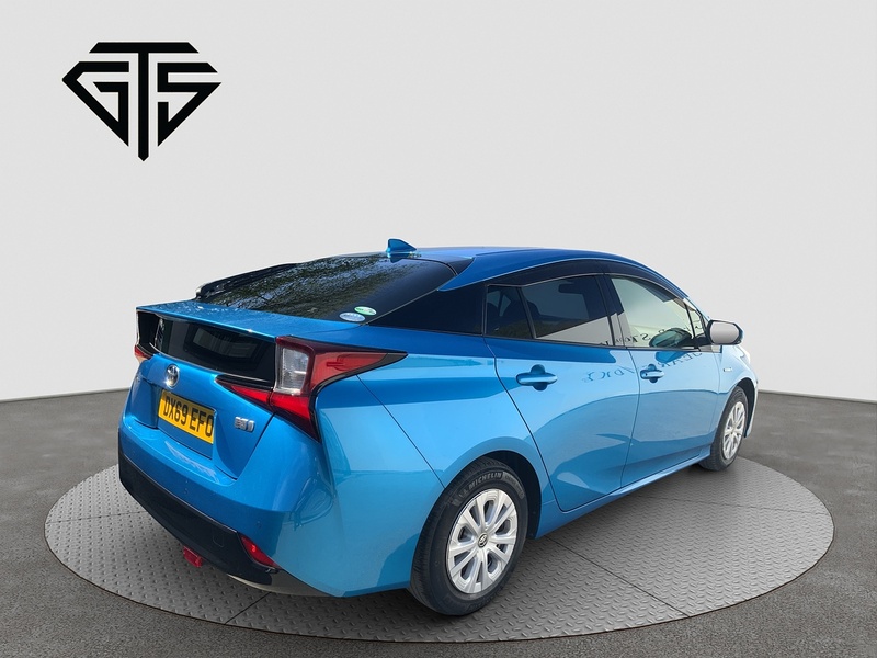 Toyota Prius S Touring-Selection - U8377