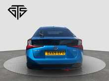 Toyota Prius S Touring-Selection - U8377