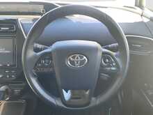 Toyota Prius S Touring-Selection - U8377