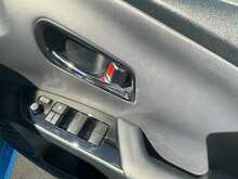 Toyota Prius S Touring-Selection - U8377