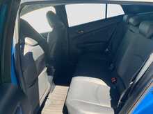 Toyota Prius S Touring-Selection - U8377