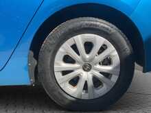 Toyota Prius S Touring-Selection - U8377