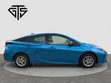 Toyota Prius S - U8378