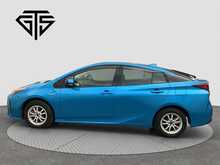 Toyota Prius S - U8378