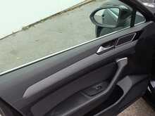 Volkswagen Passat TDI SE Nav - U8379