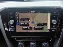 Volkswagen Passat TDI SE Nav - U8379